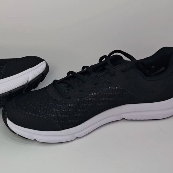 Under Armour Charged Assert 10 Mens 13 Black White Running Shoes New EY